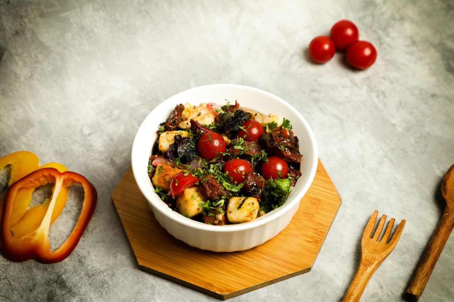 TOMATO PANZANELLA