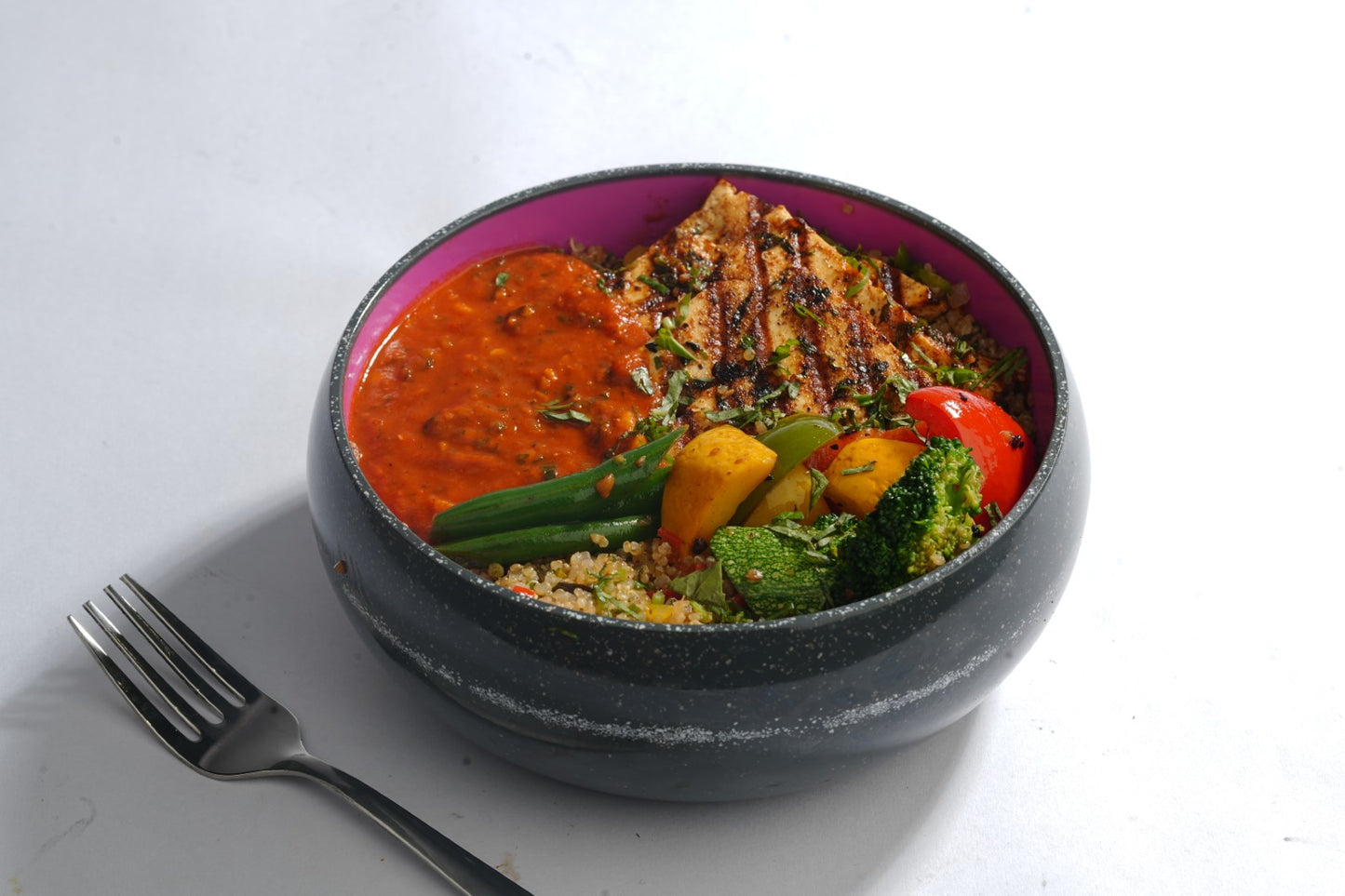 VEG PAPRIKA PROTEIN BOWL